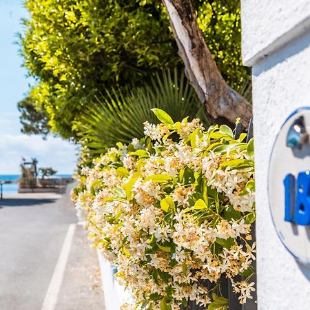 Appartamento La Vela San Bartolomeo Al Mare Exterior photo